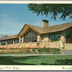 JASPER PARK LODGE CANADIAN ROCKY MOUNTAINS Postcard Vintage Unposted PC